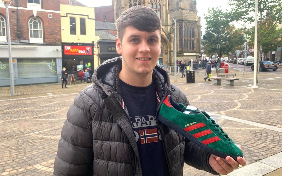 pensión Fracaso robot Council apprentice gets in line for sold-out adidas Spezial Blackburn  trainers | The Shuttle: Blackburn with Darwen Council News