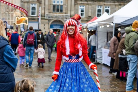 DarwenLightSwitchOn2025-4