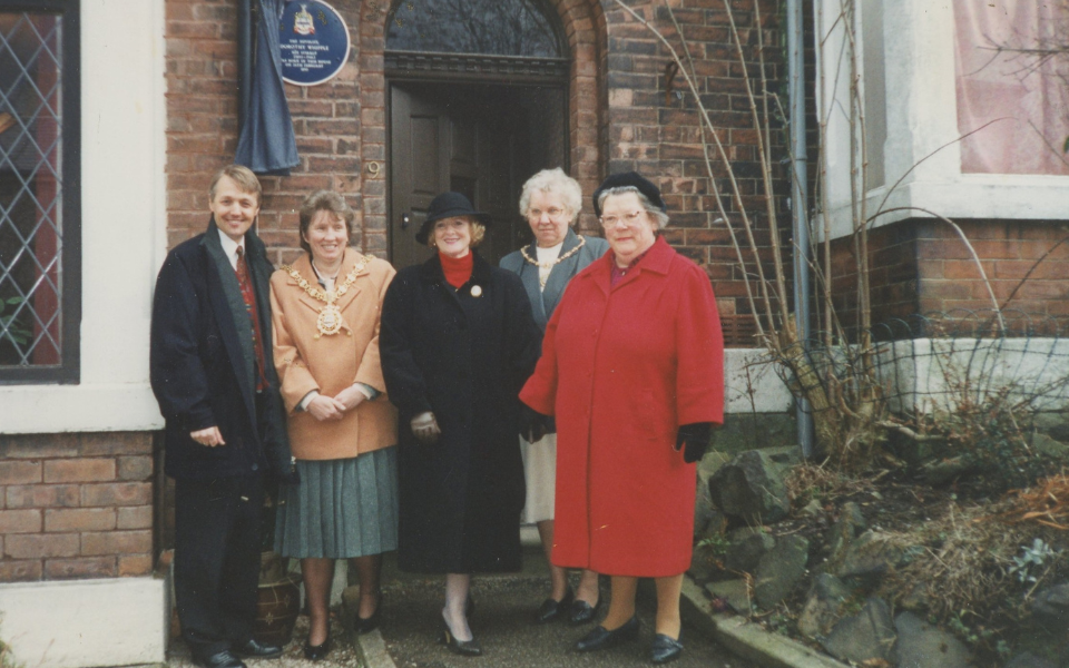 A group photo of Dorothy Whipple.